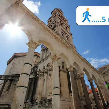 Alos Center Daire Split