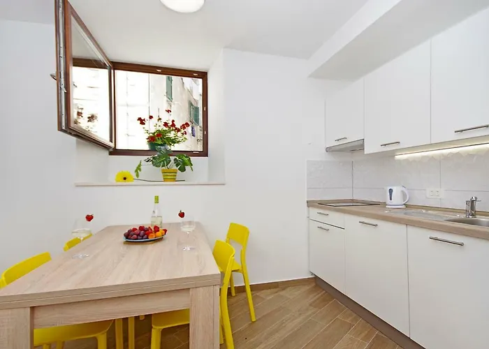 Apartmán Alos Center